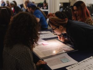 Proofreading torah panels
